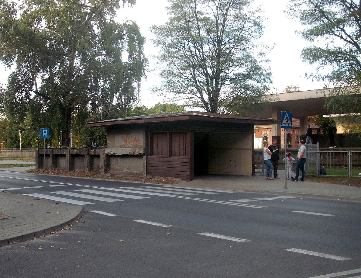 Wyjście z przejścia podziemnego w Falenicy przy ulicy Patriot&oacute;w. Fot. Krzysztof Olszak 16.09.2018