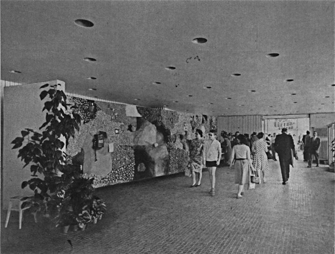 Wnętrze baru Frykas w Supersamie, 1962, źr&oacute;dło: Stolica, nr.23
