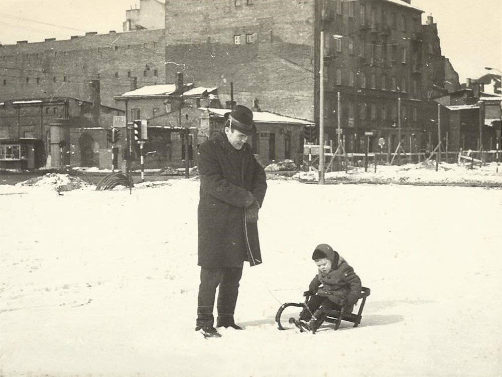 Grzybowska między Żelazną a Walic&oacute;w, 1969, fot. Lech Jakubik